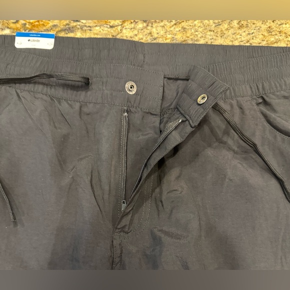 Columbia Straight Leg Regular Fit Women's Cargo Pant Size 2XL Black - Picture 9 of 13